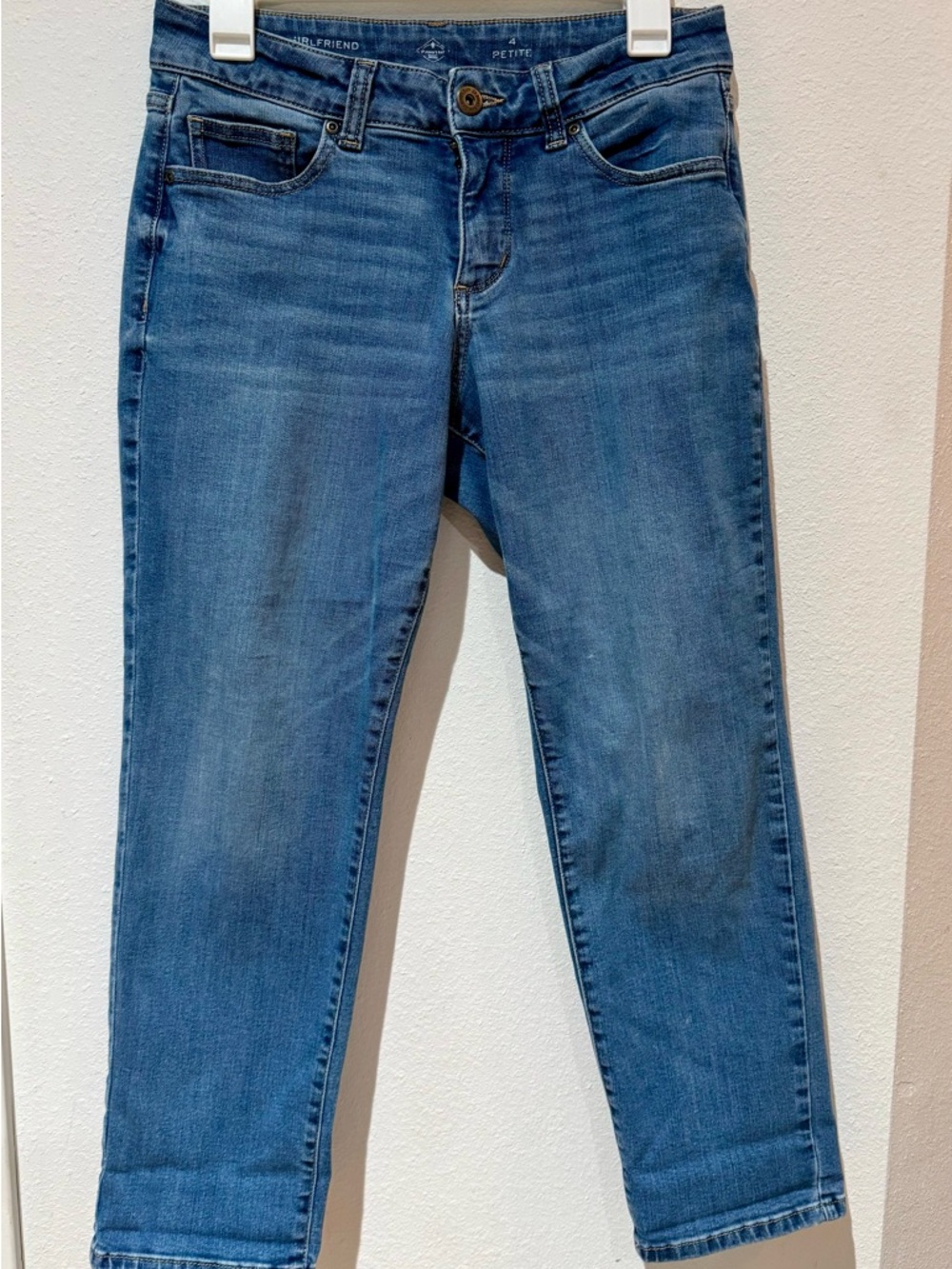 St. John's Bay Mid Blue Cropped Slim Jeans